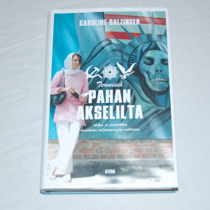 Caroline Salzinger Terveisiä pahan akselilta